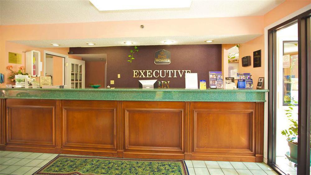 Red Roof Inn & Suites Рим Интерьер фото