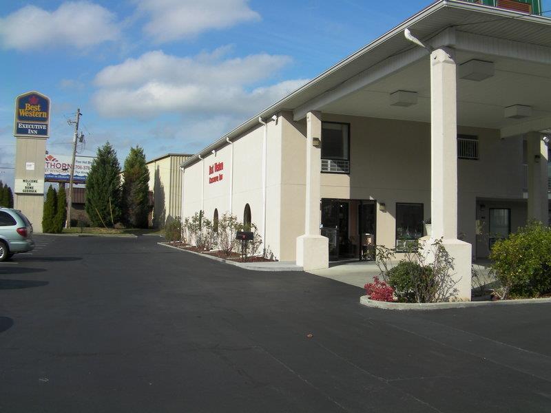 Red Roof Inn & Suites Рим Экстерьер фото
